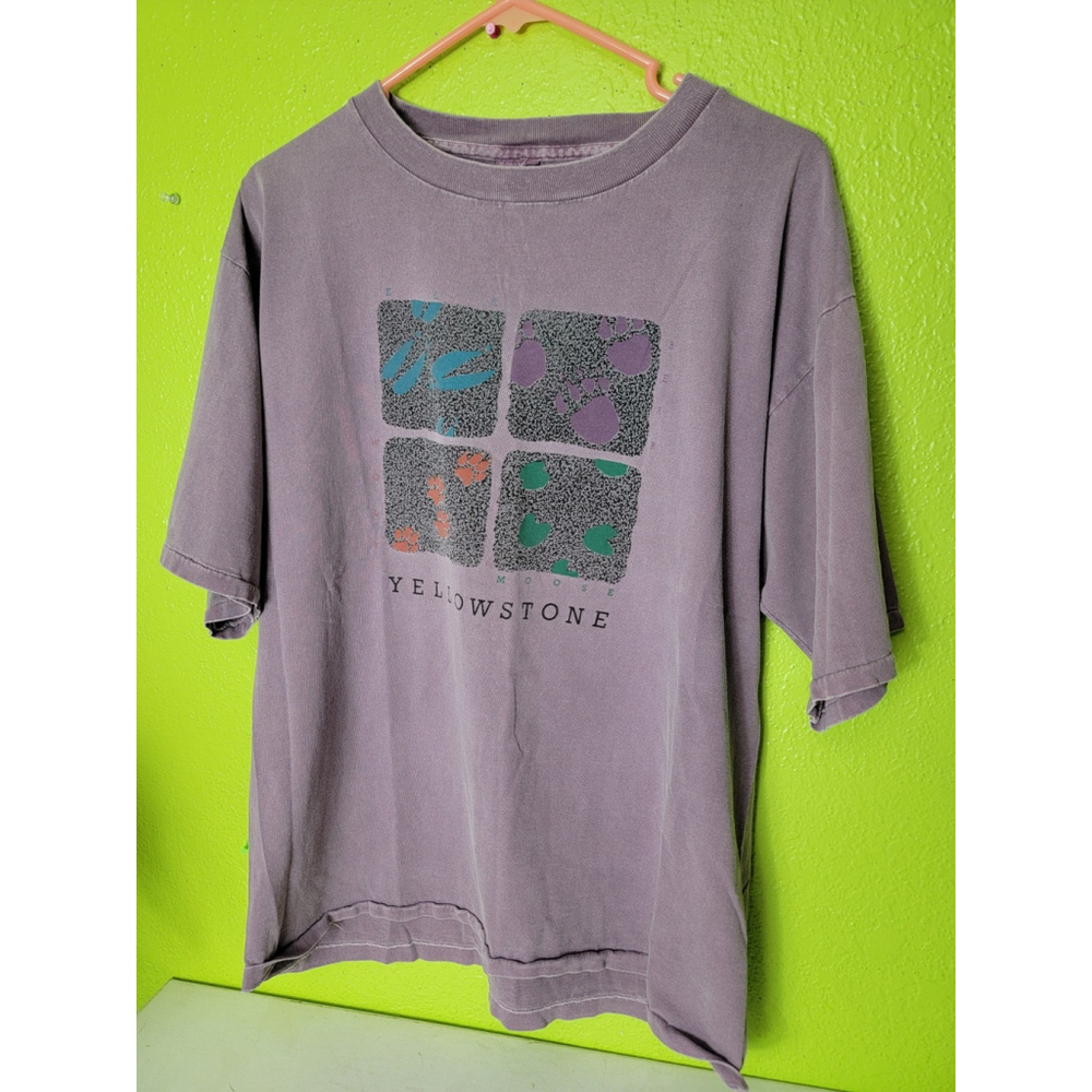 Yellowstone Wildlife Art Vintage Shirt Single Stitch Moose Wolf Elk Bear USA